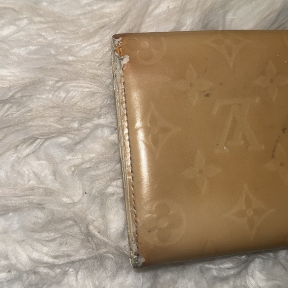 Louis Vuitton Tan Noisette Vernis Porte Tresor Sarah Long Wallet full inclusion - Picture 16 of 16